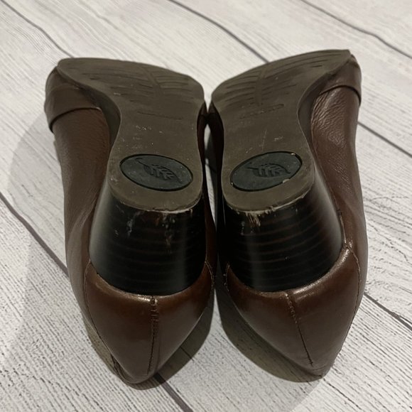 Nurture Brown Leather Women's Wedge Heel Shoes Size 9 - Picture 5 of 6